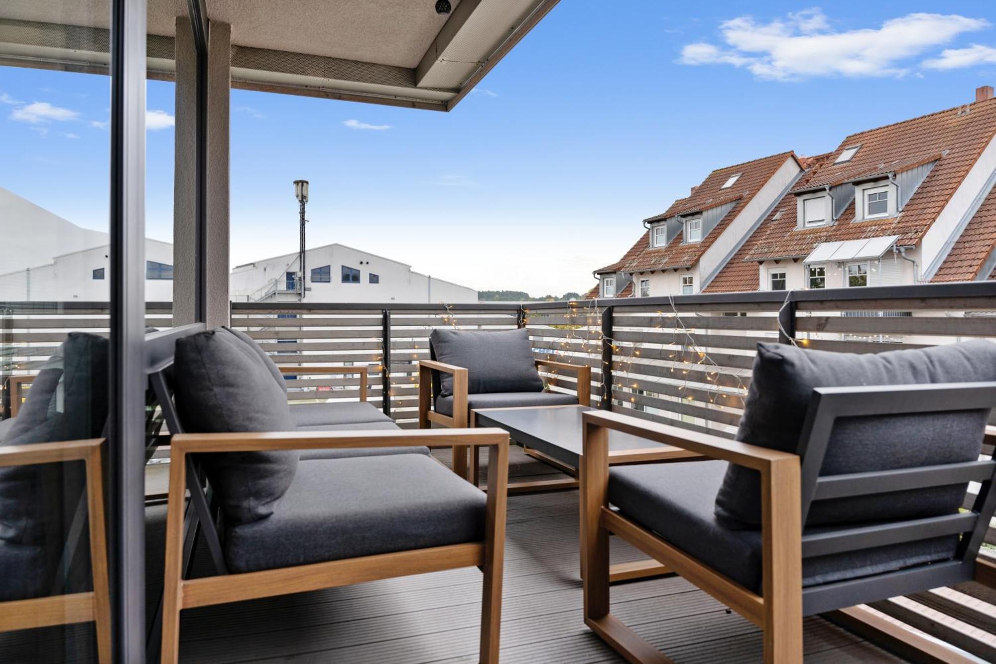 Modern Style Business Suite - Office - Kitchen - Balcony Herzogenaurach Eksteriør bilde
