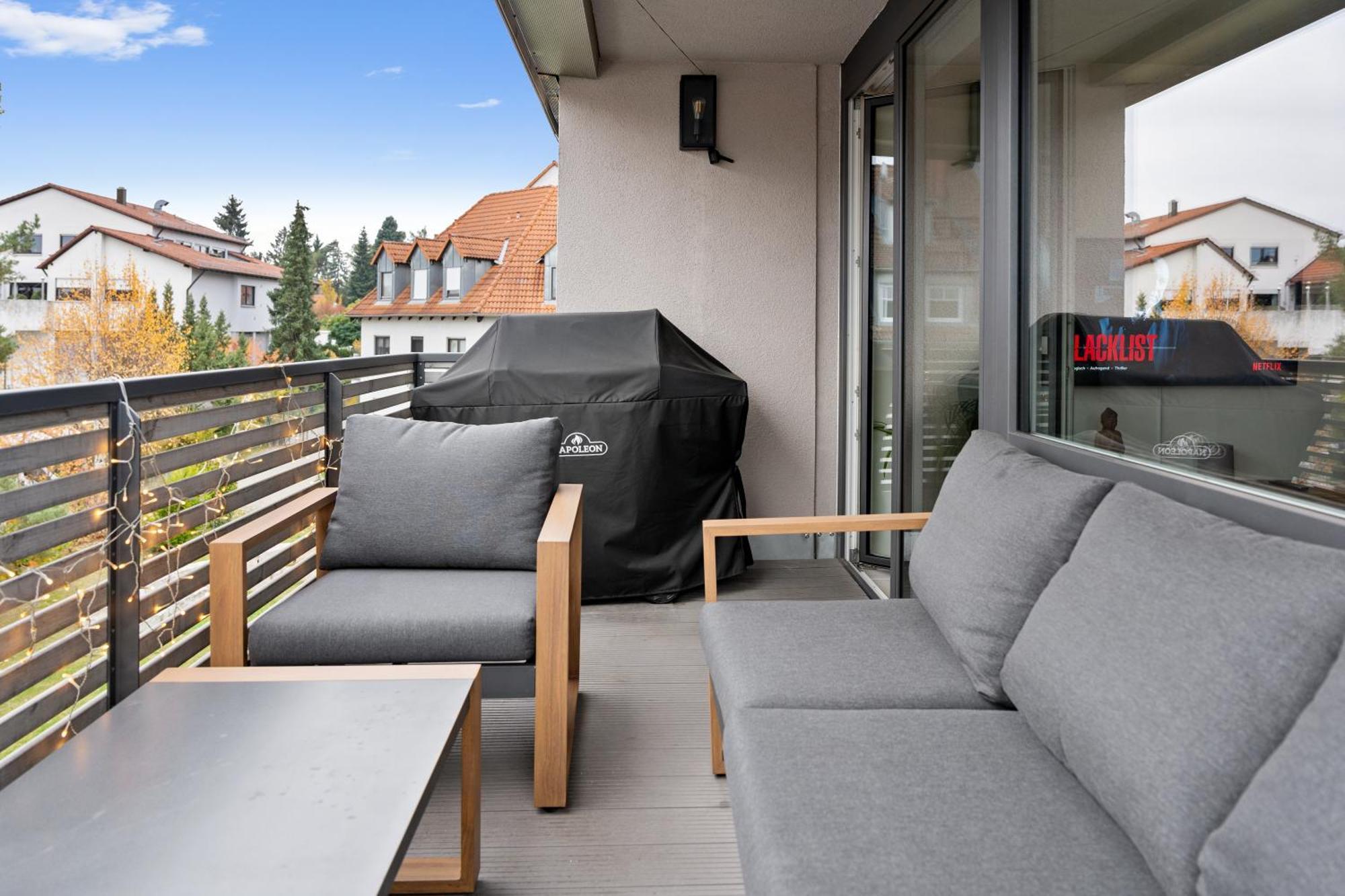 Modern Style Business Suite - Office - Kitchen - Balcony Herzogenaurach Eksteriør bilde